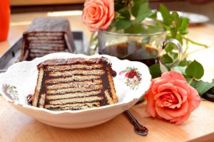 Vegan Chocolate Fudge Biscuit Cake Recipe
